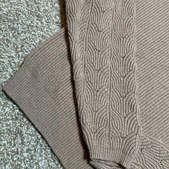 Basic beige Sweater - Picture 2 of 3